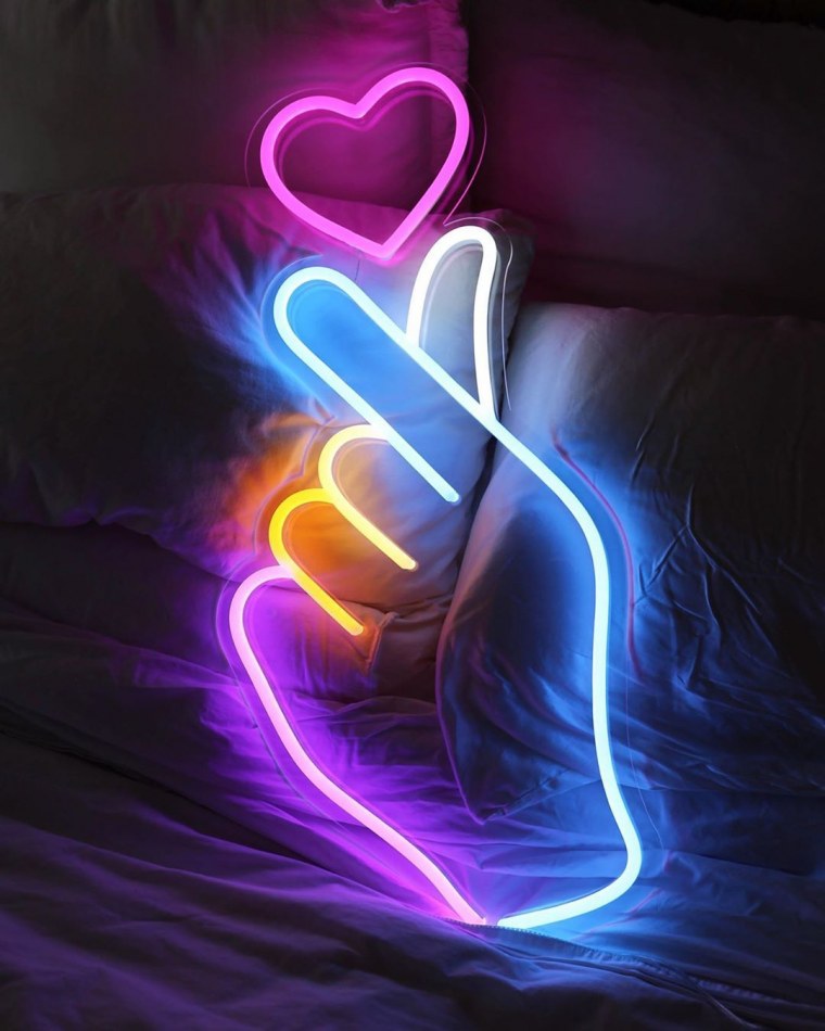 Красивые Неоновые буквы