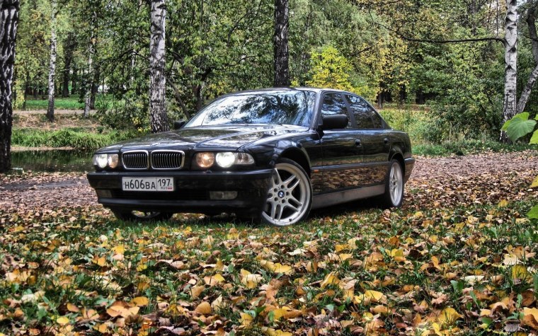 BMW 7 е38