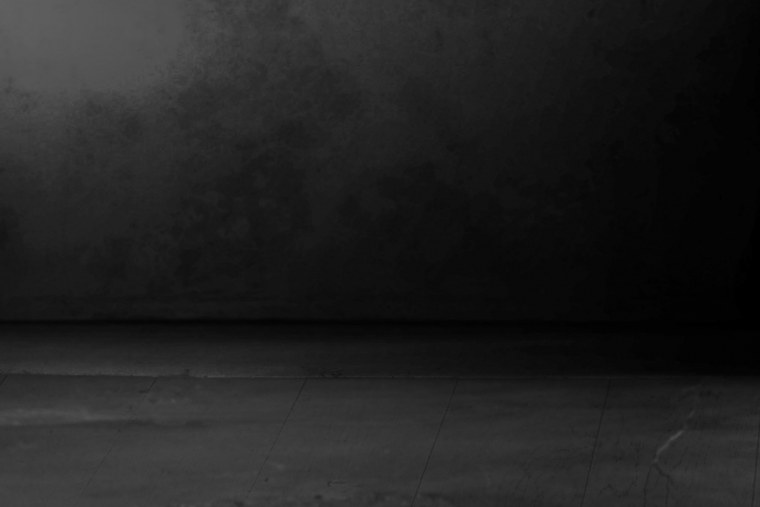 Черный студийный фон