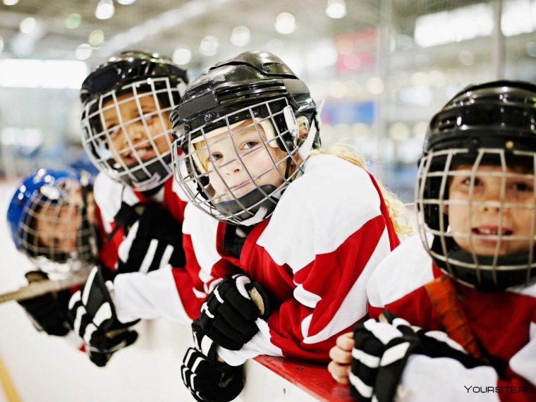 Артемий Акшумов вратарь