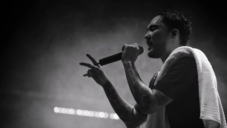 Скриптонит цвет глаз