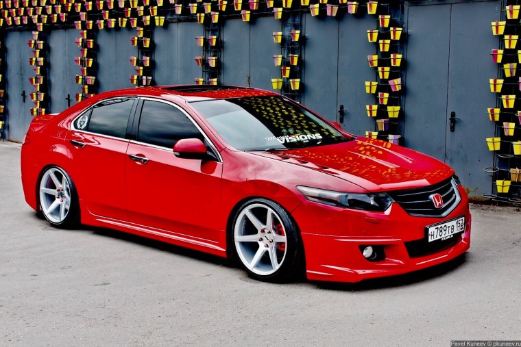 Honda Accord 8 Red