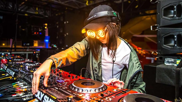 Стиль Техно Графика