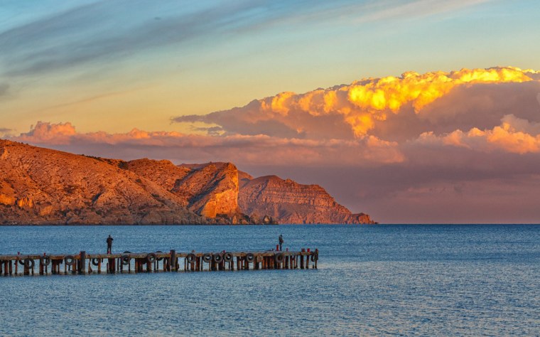 Пляж золотые Пески Евпатория