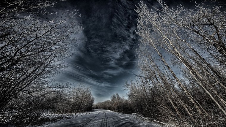 Мрачный зимний пейзажзаж