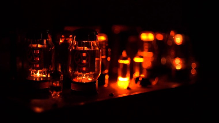 Ламповый фон на рабочий стол