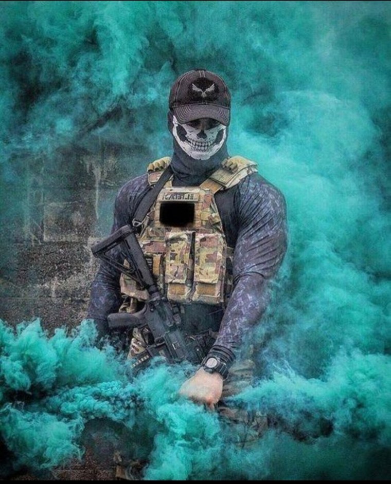 Крутой спецназовец