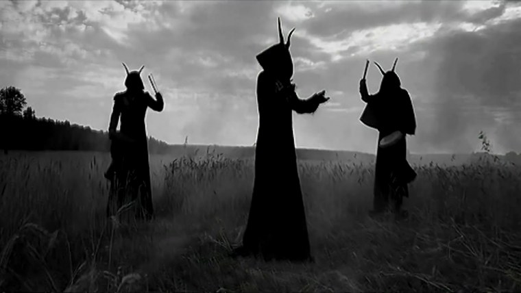 Эстетика красного цвета девушки