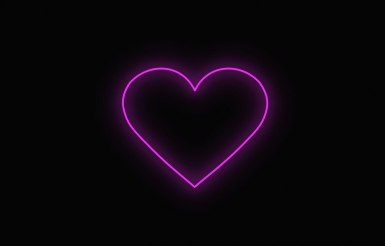 Неоновое сердце