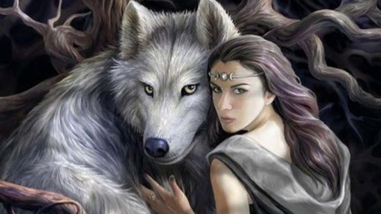 Девушка оборотень