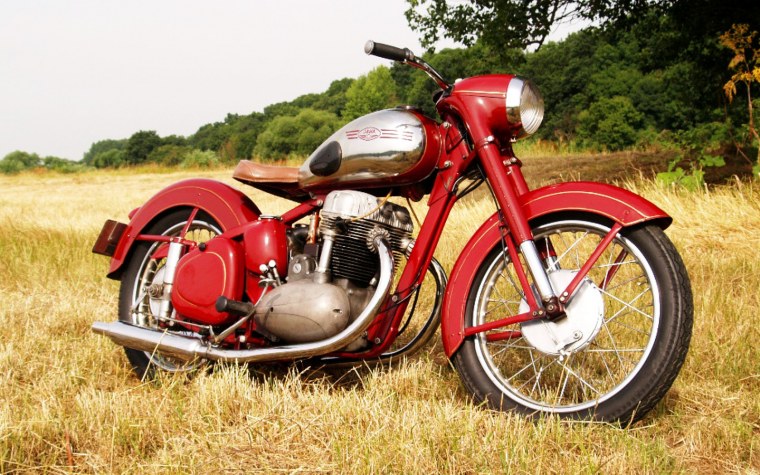 Мотоцикл Ява 500