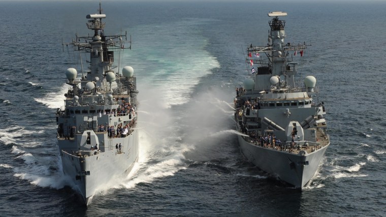 Военный корабль