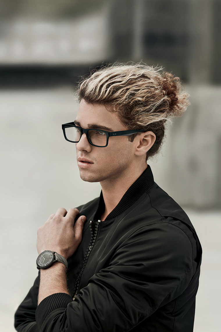 Прически к очкам мужские