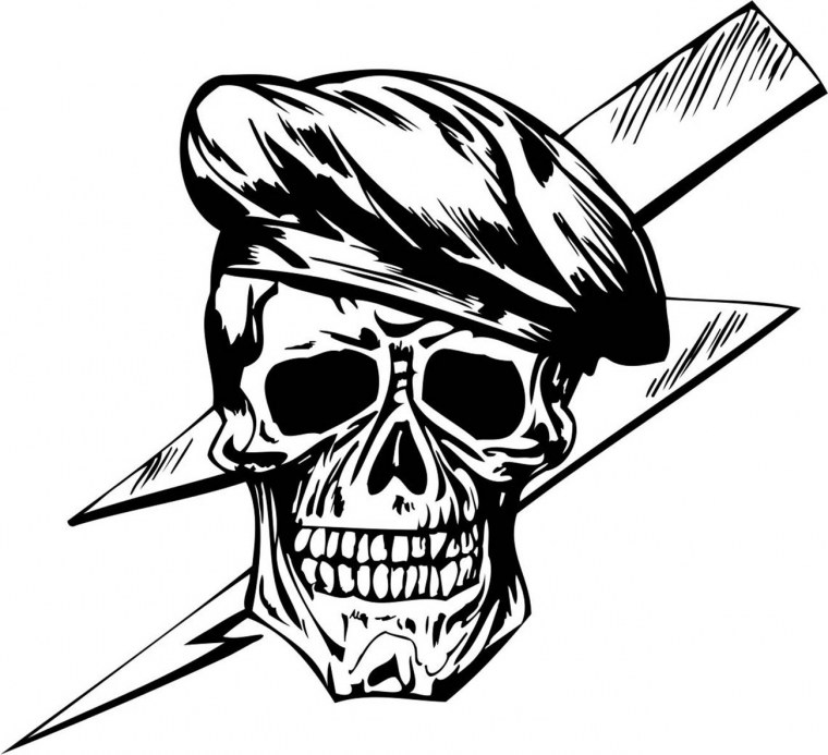 Череп в фуражке