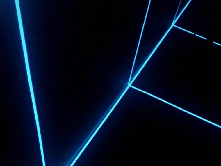 Темный неон для обоев смартфона