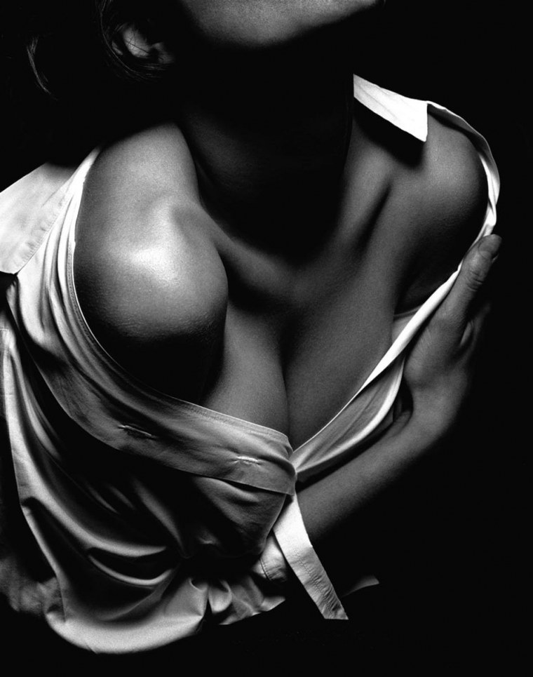 Женское тело чб