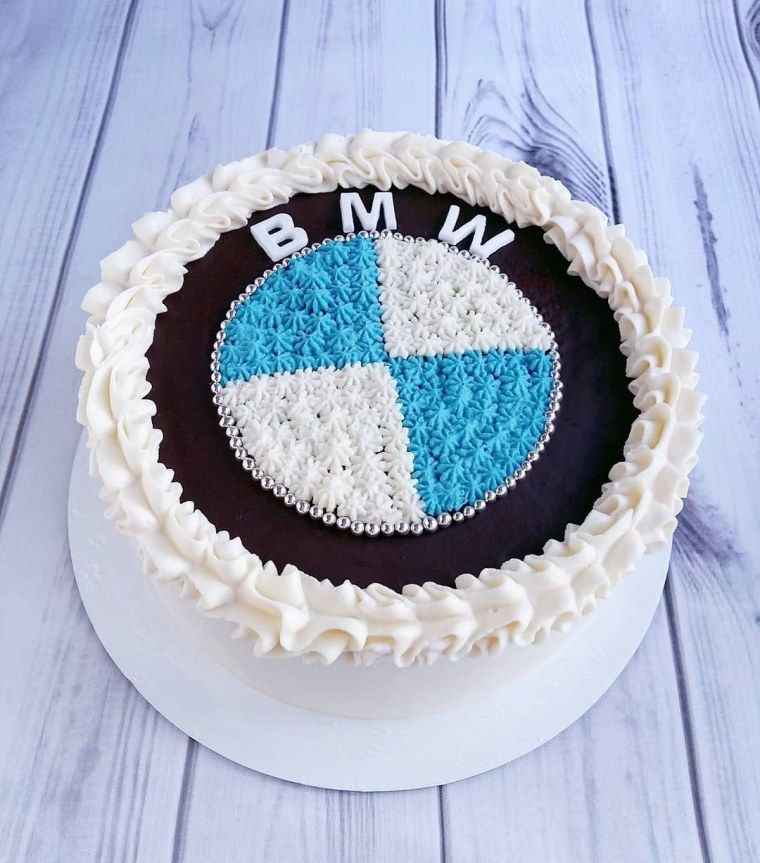 Торт машина БМВ м5