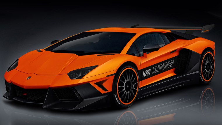 Lamborghini Aventador lp700-4 оранжевый