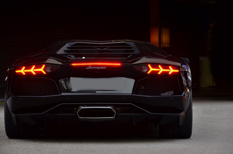 Lamborghini Aventador lp700-4 черная