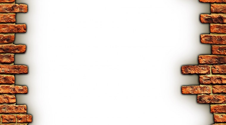 Кирпичная стена