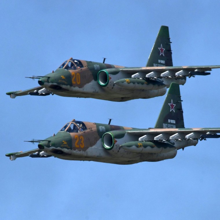 Самолёт-Штурмовик Су-25