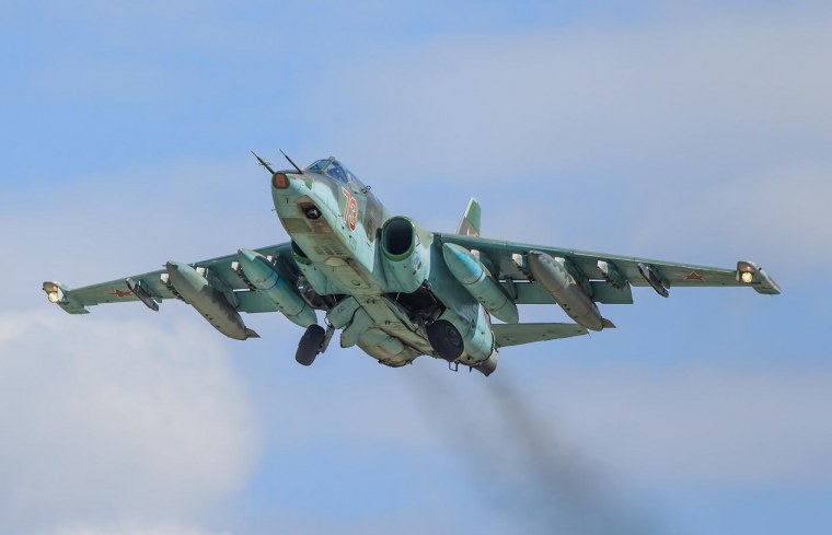 Истребитель Су 25