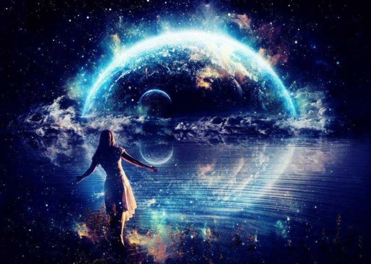 Девушка космос