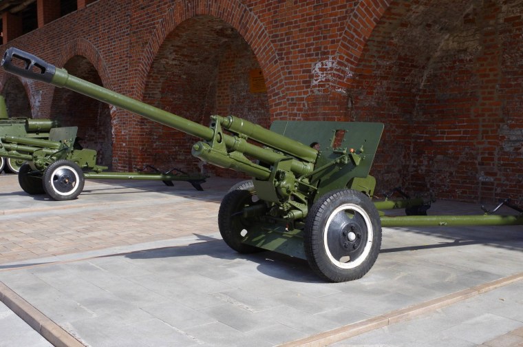 Дивизионная пушка ЗИС-3