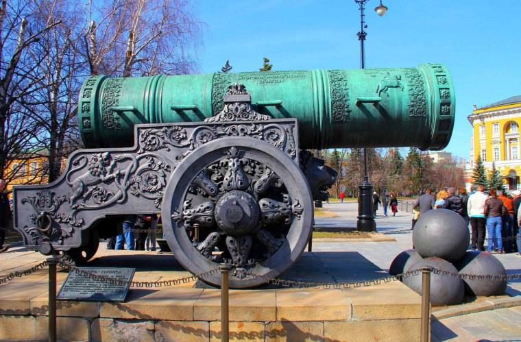 Царь-пушка Московский Кремль