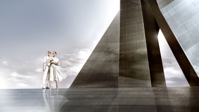 Голодные игры пит и Китнисс Постер