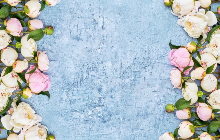 Синие кустовые розы