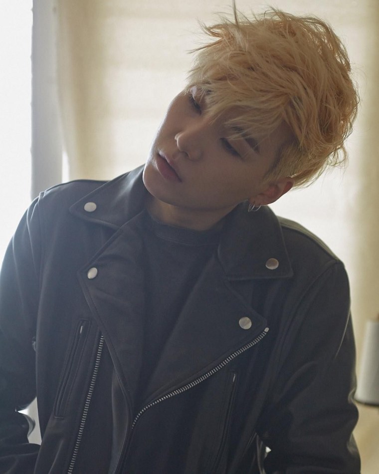 Шуга блондин