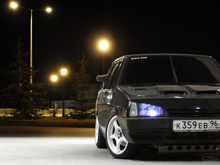 ВАЗ 2109 Black Nine Centre Side