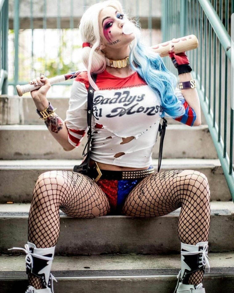 Харли Квинн 18