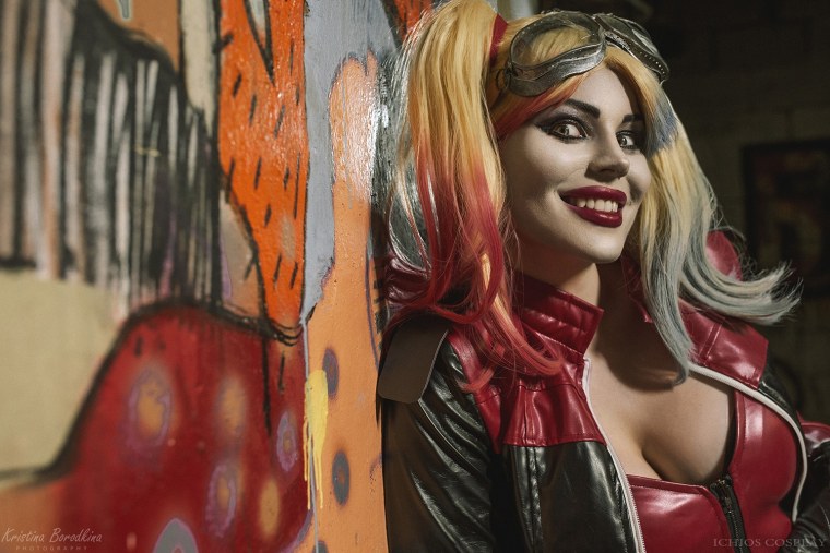 Леди Димитреску Харли Квинн