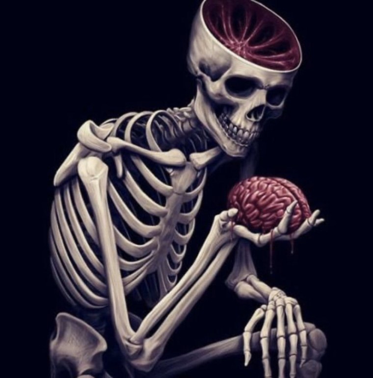 Скелет в смешной позе