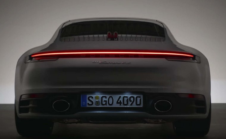 Порше 911 сзади