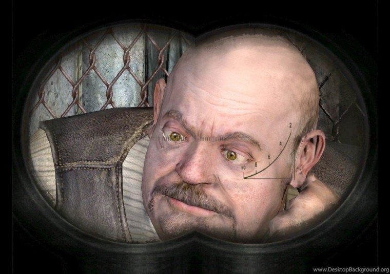 Сидорович улыбается