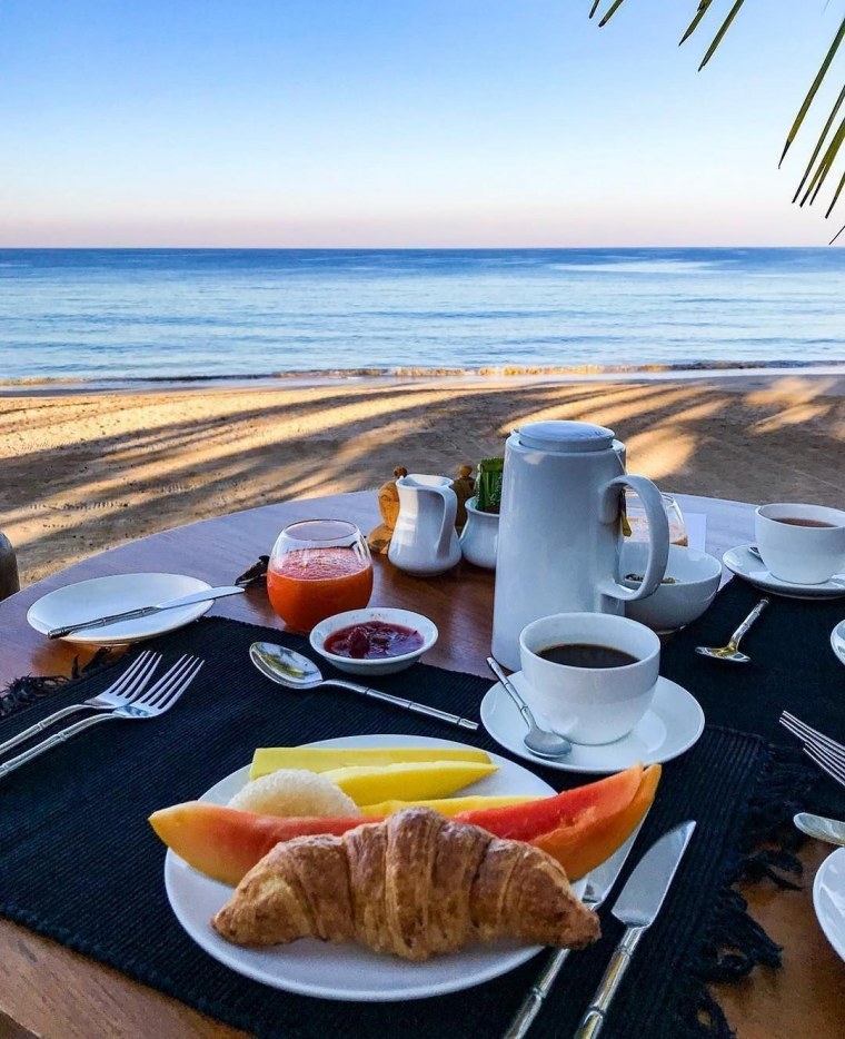 Завтрак на побережье