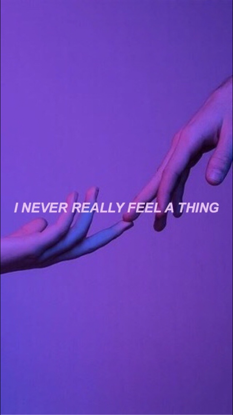 Фиолетовая Эстетика руки