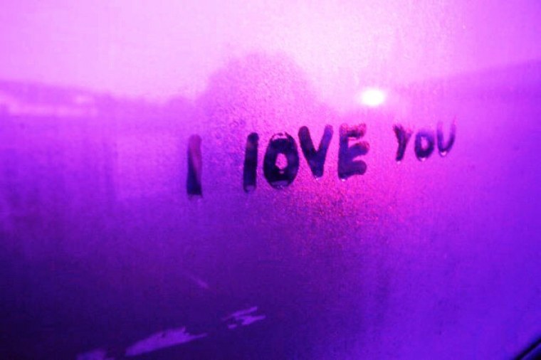 Фиолетовая Эстетика с надписями