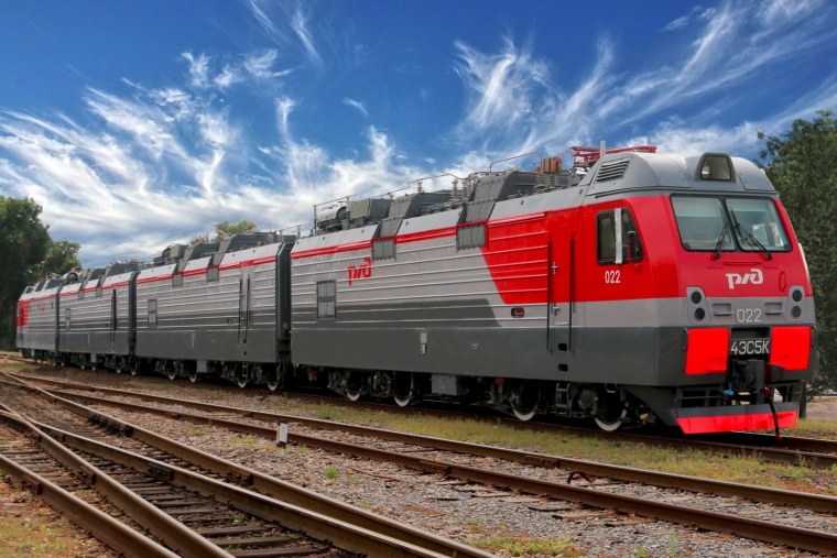 Электровоз Ермак 4эс5к