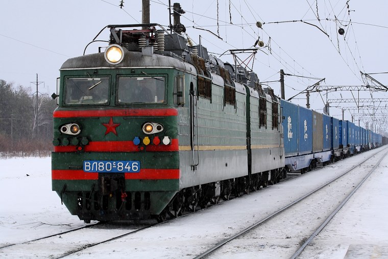 Вл-80 электровоз зимой