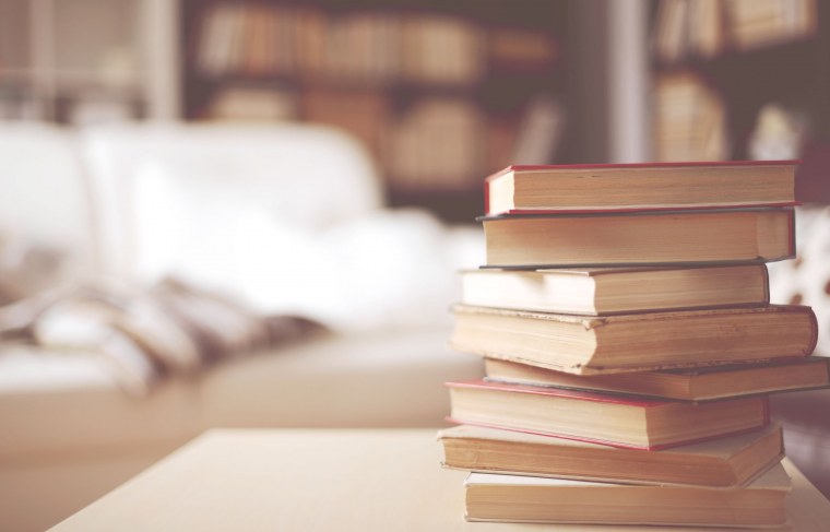 Книги на Светлом фоне