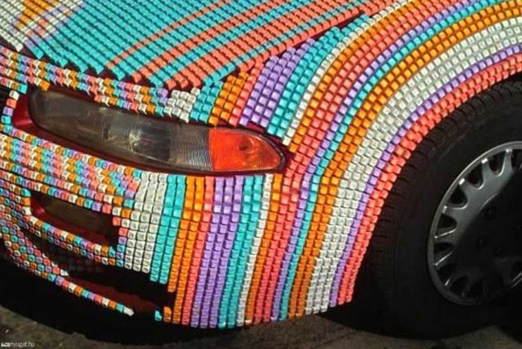 Разноцветные машины