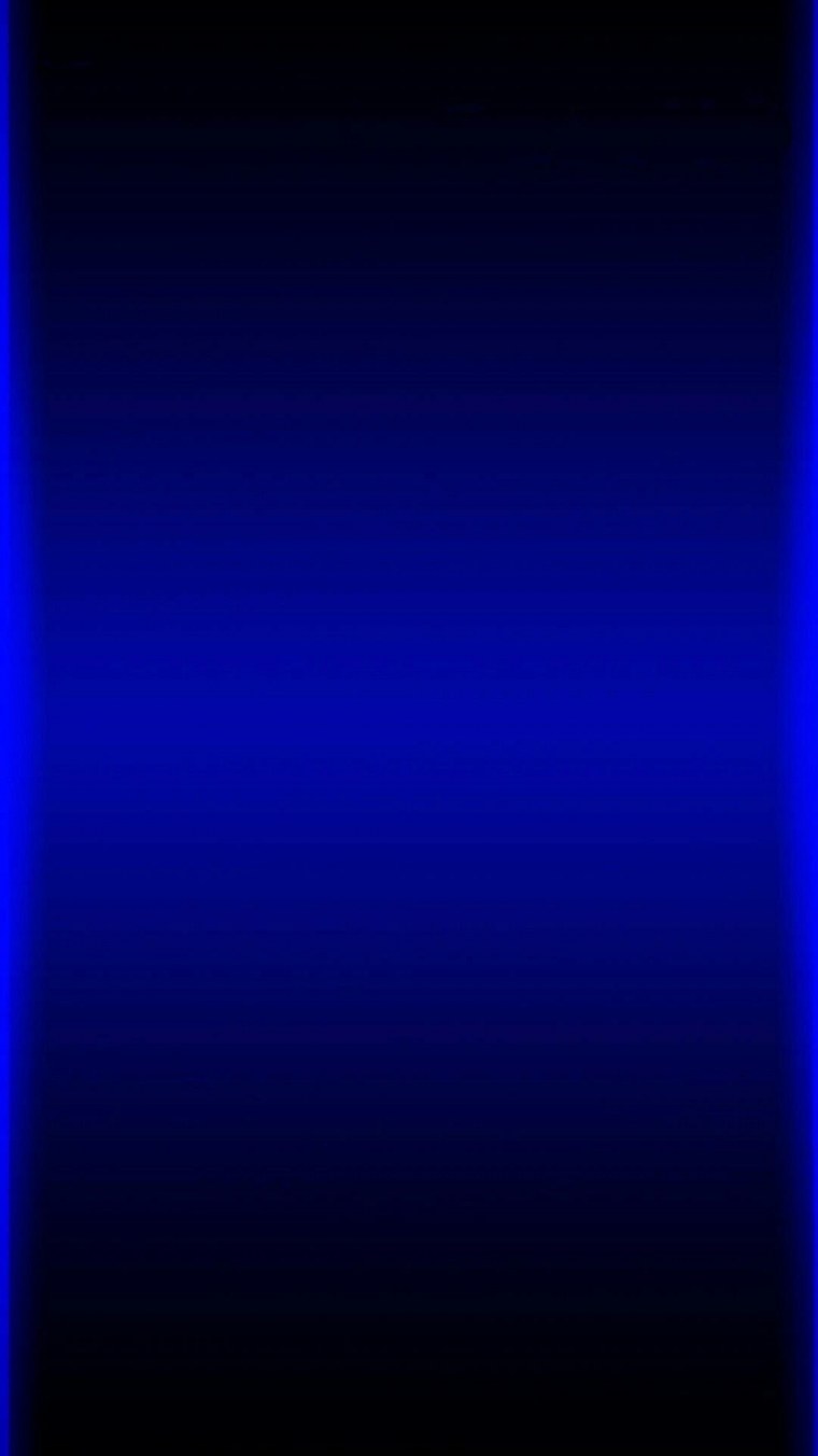 Темно синий космос