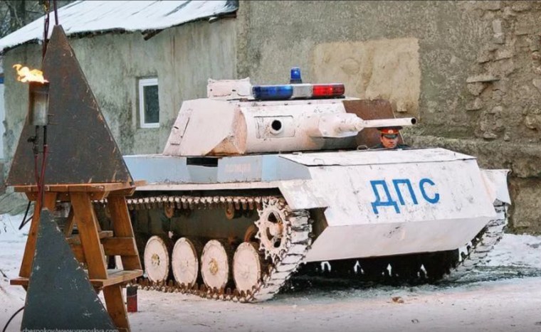 Человек в снегу