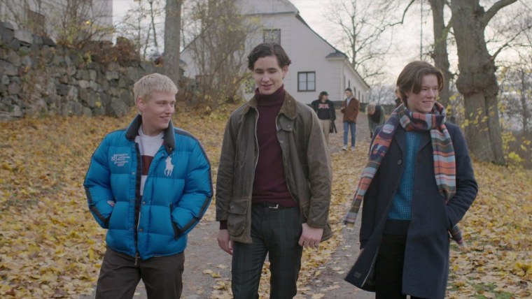 Сериал Нетфликс монархи