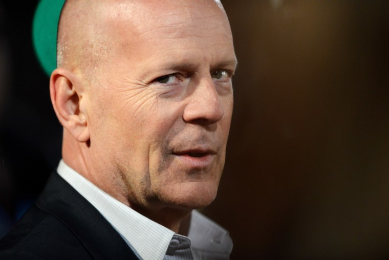 Брюс Уиллис с длинными волосами