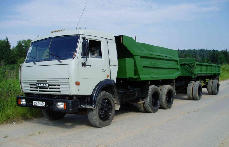 КАМАЗ 55111 самосвал белый